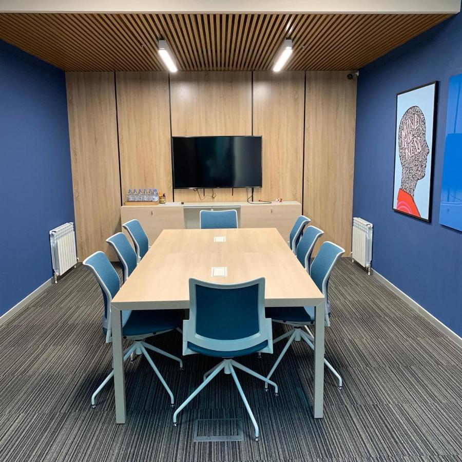 Iq Coworking Hotel Astana Buitenkant foto