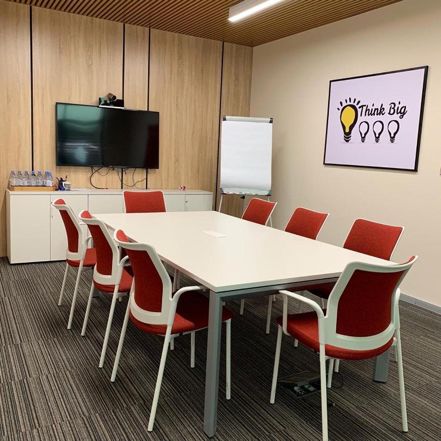 Iq Coworking Hotel Astana Buitenkant foto
