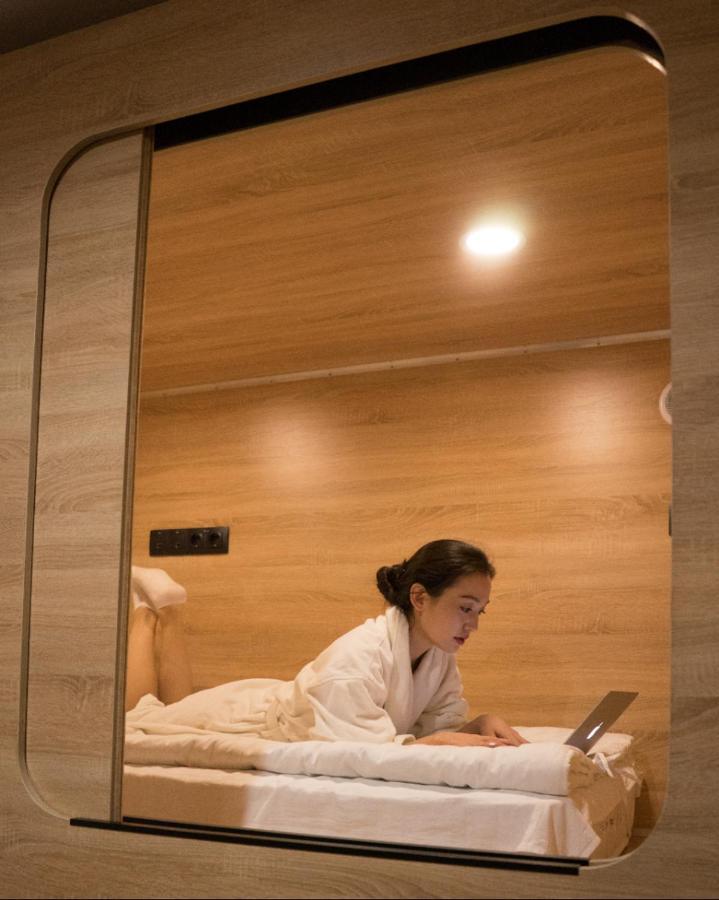 Iq Coworking Hotel Astana Buitenkant foto